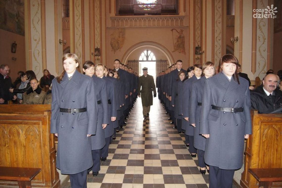 Wejdź w szeregi wojska i zapewnij sobie przyszłość Wejdź w szeregi wojska i zapewnij sobie przyszłość