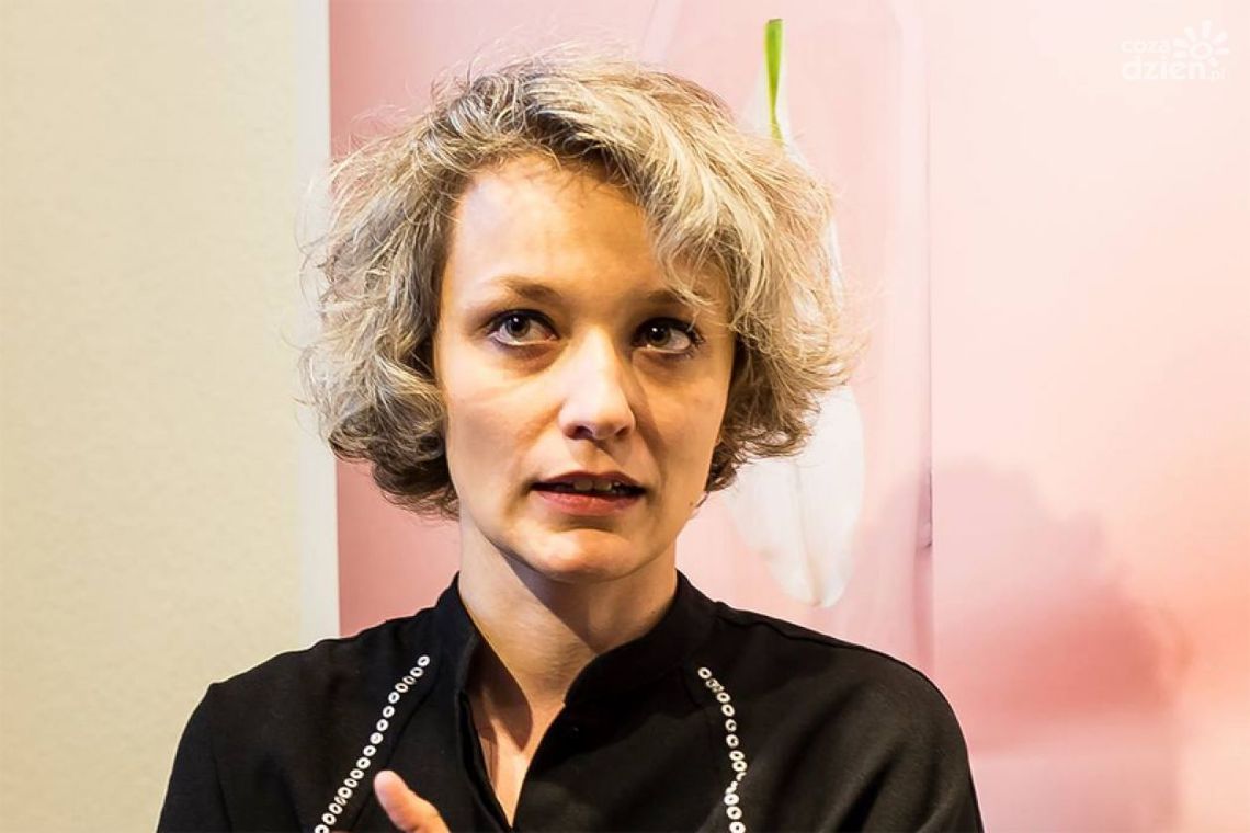 Weronika Elertowska - Rozmowa w studiu lokalnym Radia Rekord