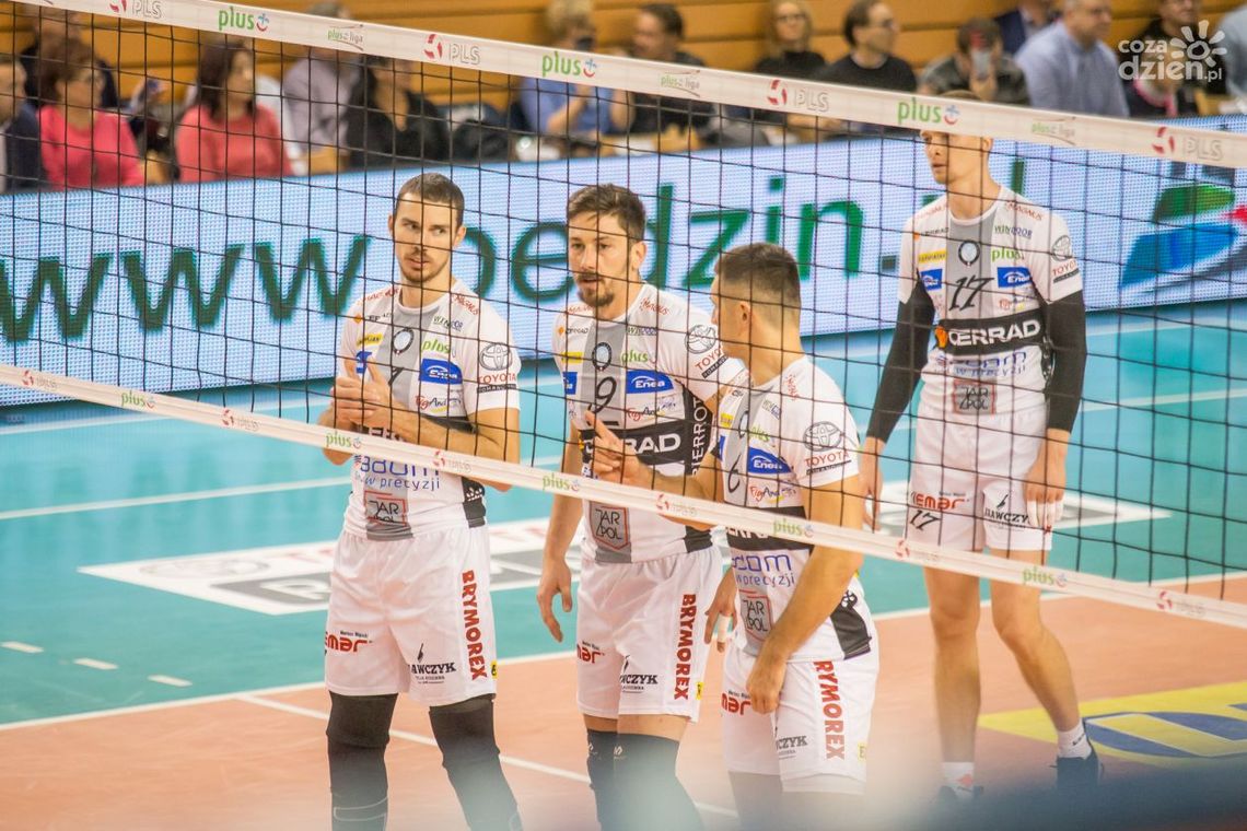 Wicelider kontra mistrz Wicelider kontra mistrz