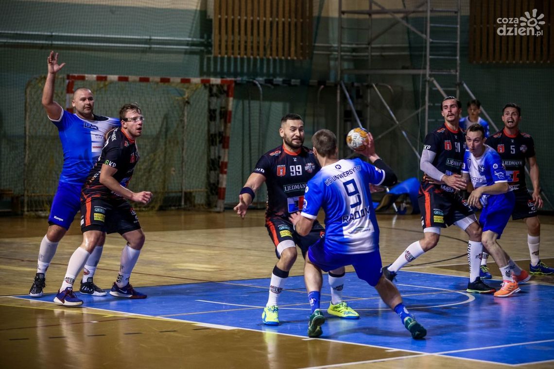 Wicelider podejmie piłkarzy ręcznych Uniwersytetu