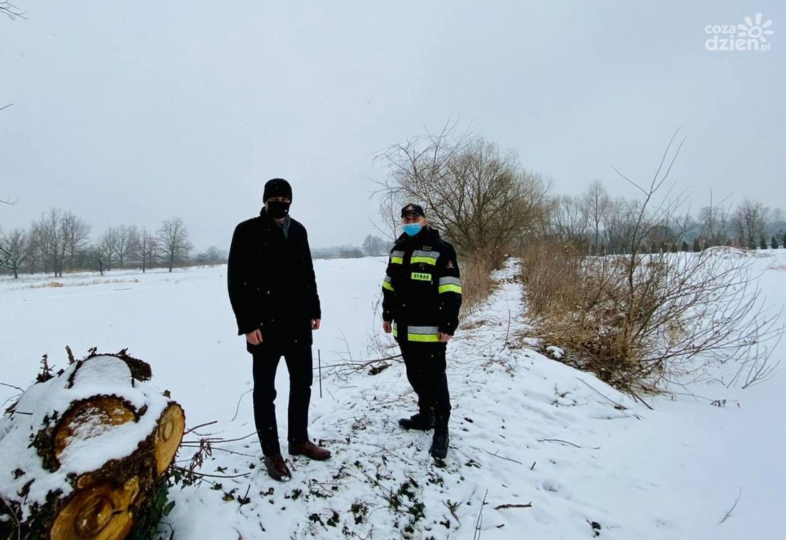 Wicewojewoda zapoznał się z aktualnymi warunkami na rzece Pilicy Wicewojewoda zapoznał się z aktualnymi warunkami na rzece Pilicy