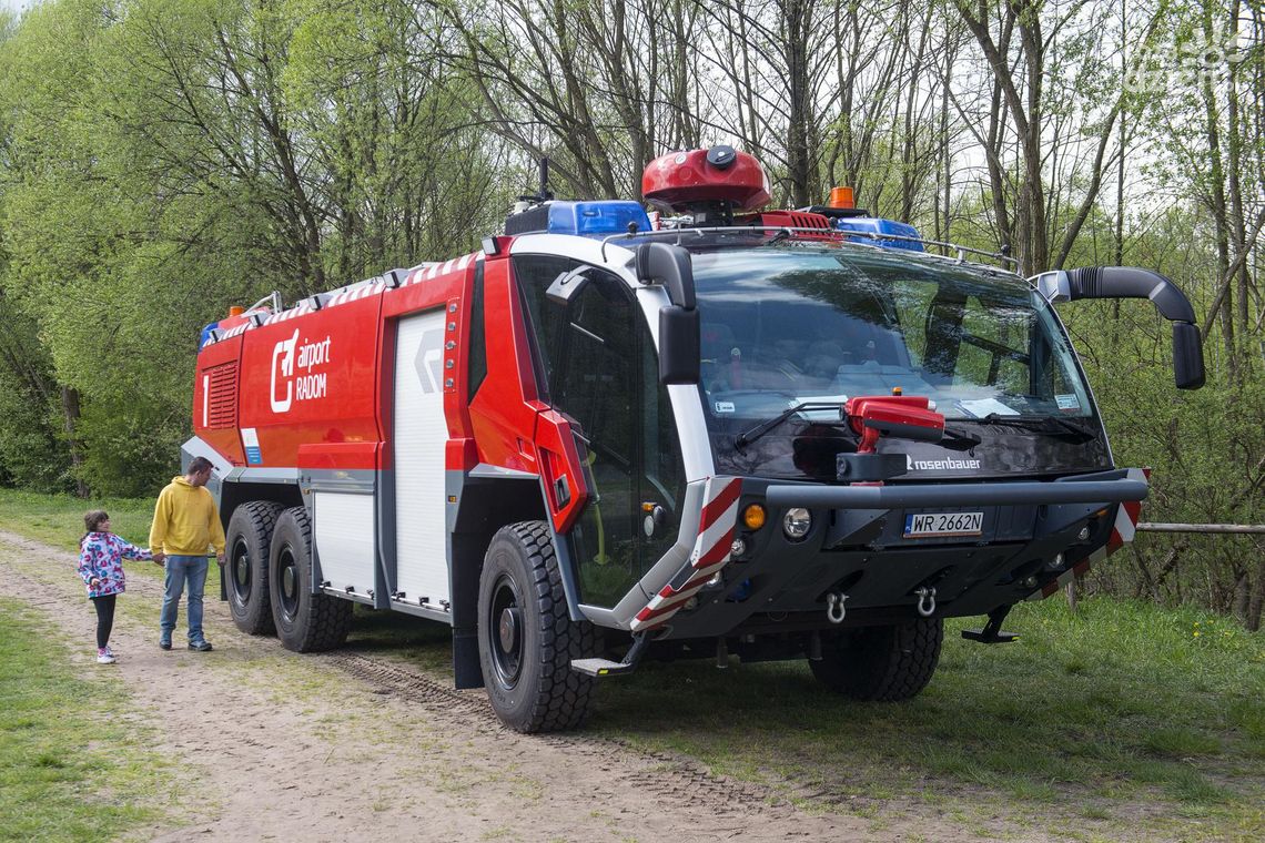 Wichura powala drzewa. Pracowita sobota strażaków Wichura powala drzewa. Pracowita sobota strażaków