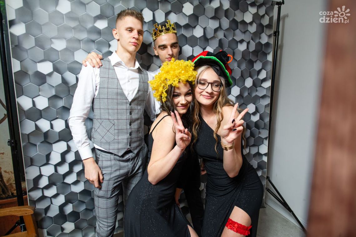 [WIDEO] Studniówki 2023: X LO im. S. Konarskiego w Radomiu