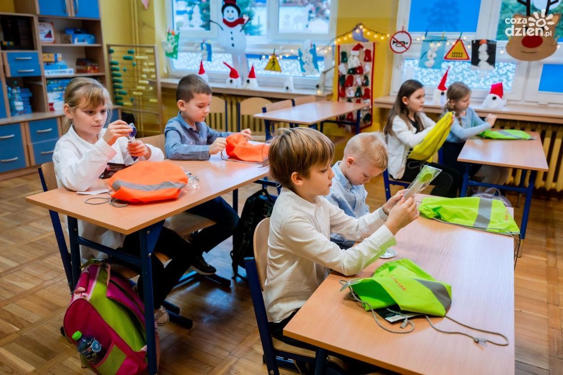 Widoczny i bezpieczny pierwszoklasista