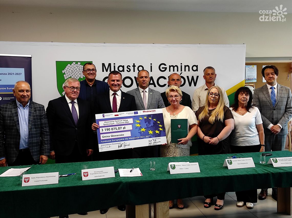Wielka kasa trafiła do Głowaczowa. Milionowe wsparcie dla rozwoju lokalnej społeczności Wielka kasa trafiła do Głowaczowa. Milionowe wsparcie dla rozwoju lokalnej społeczności