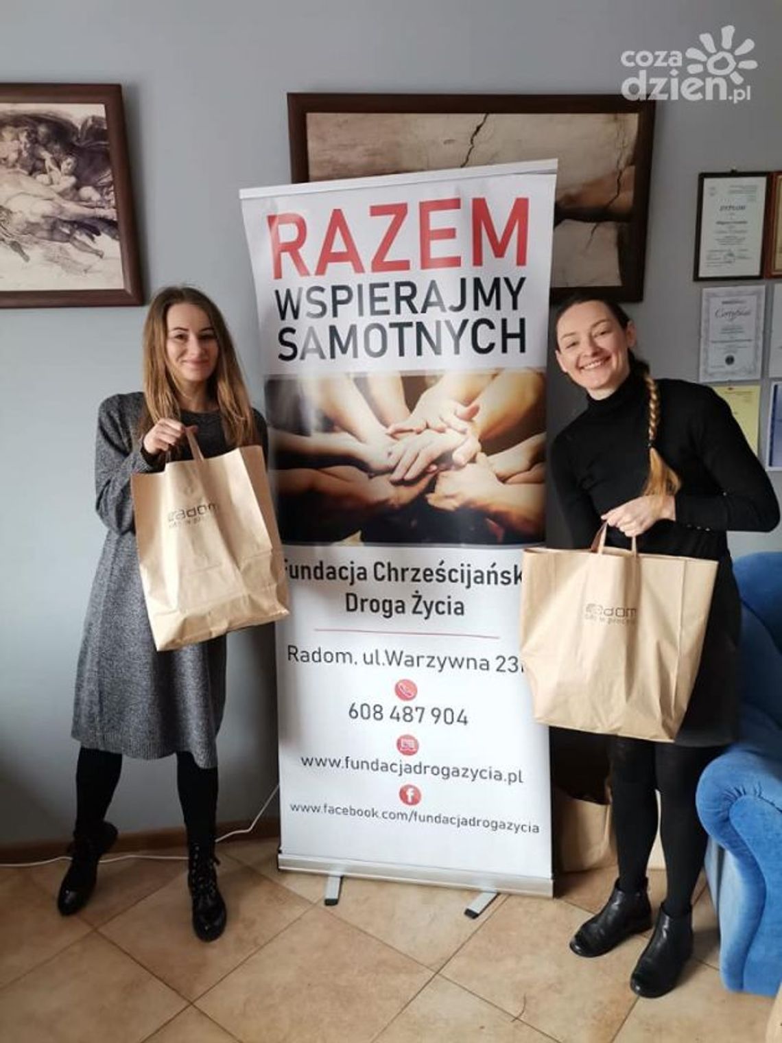 Wielkanocne paczki rozdane