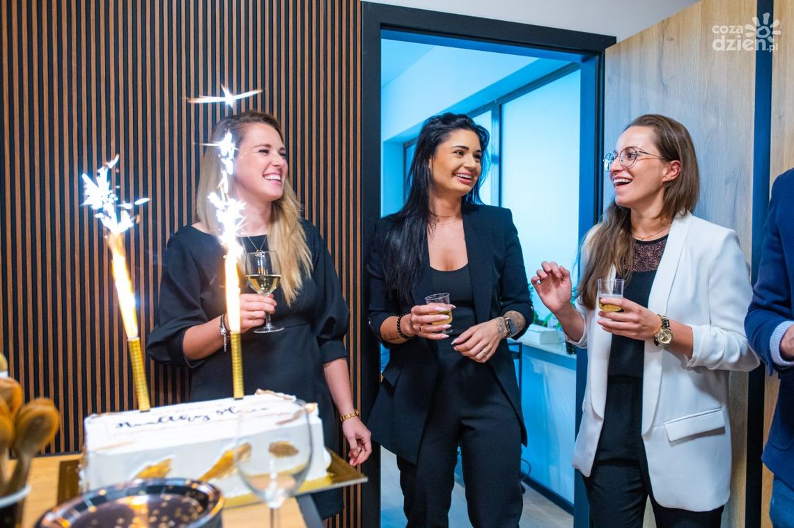 Wielkie otwarcie Healthy Place. Jedyne takie miejsce w Radomiu! Wielkie otwarcie Healthy Place. Jedyne takie miejsce w Radomiu!