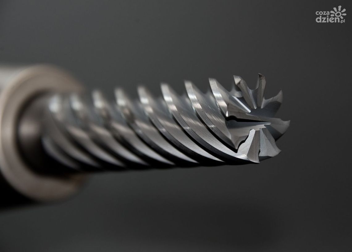 Wiertarka CNC - dlaczego warto w nią zainwestować? Wiertarka CNC - dlaczego warto w nią zainwestować?