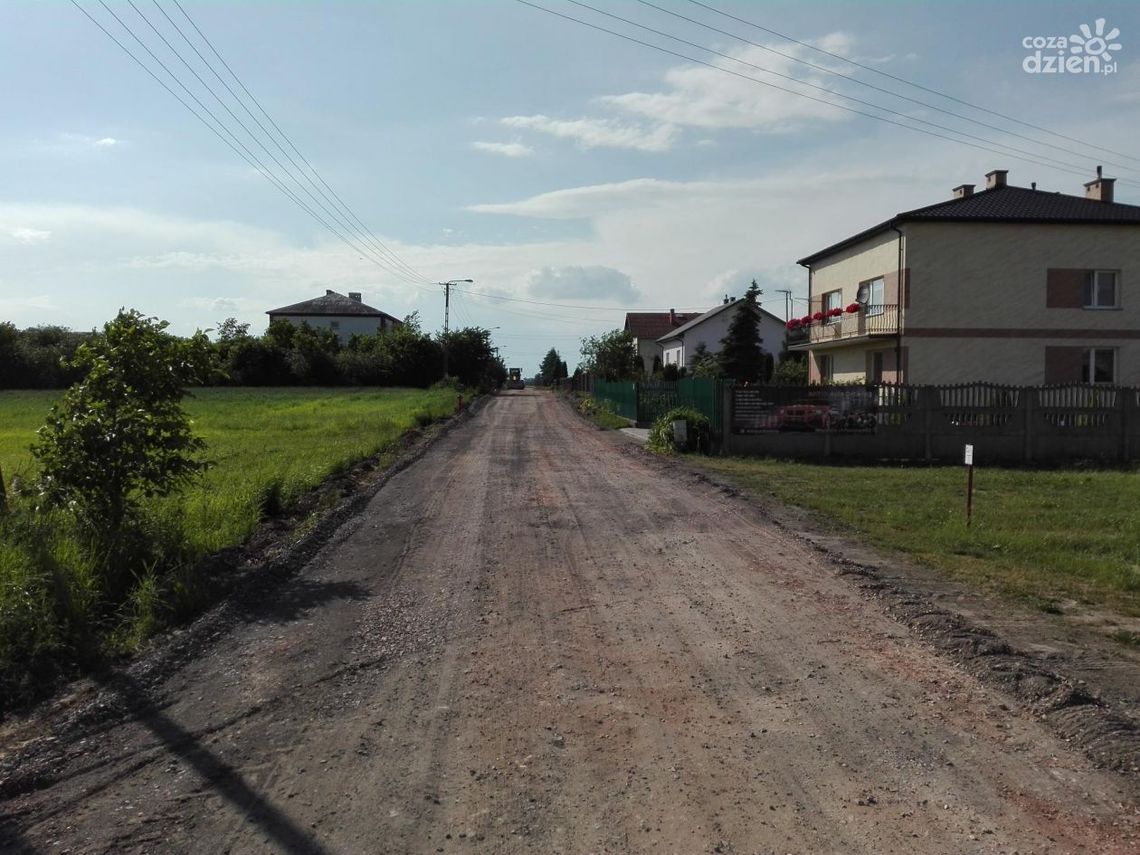 WIERZBICA. Dotacja na przebudowę drogi WIERZBICA. Dotacja na przebudowę drogi