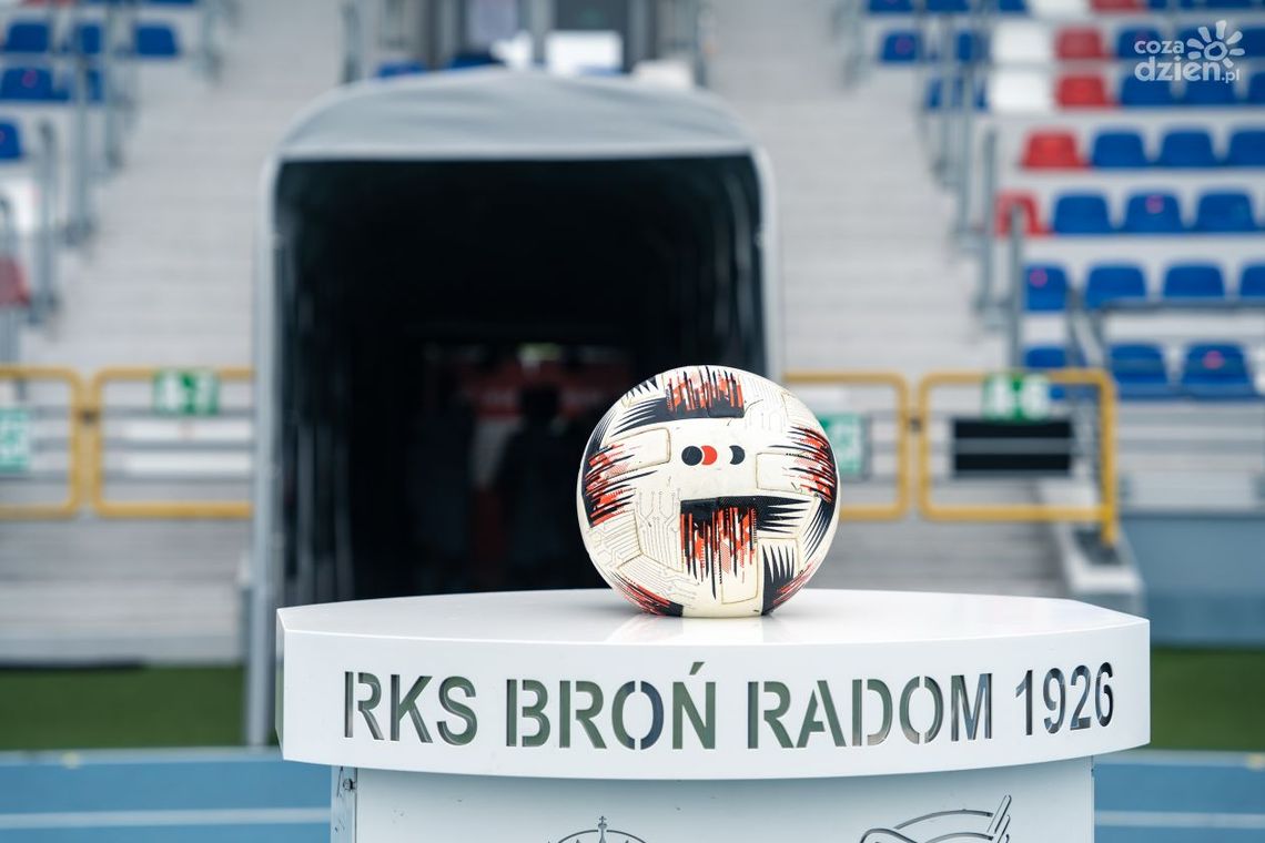 Winter Cup Broń 2022. Najmłodsi piłkarze zagrają w halowym turnieju