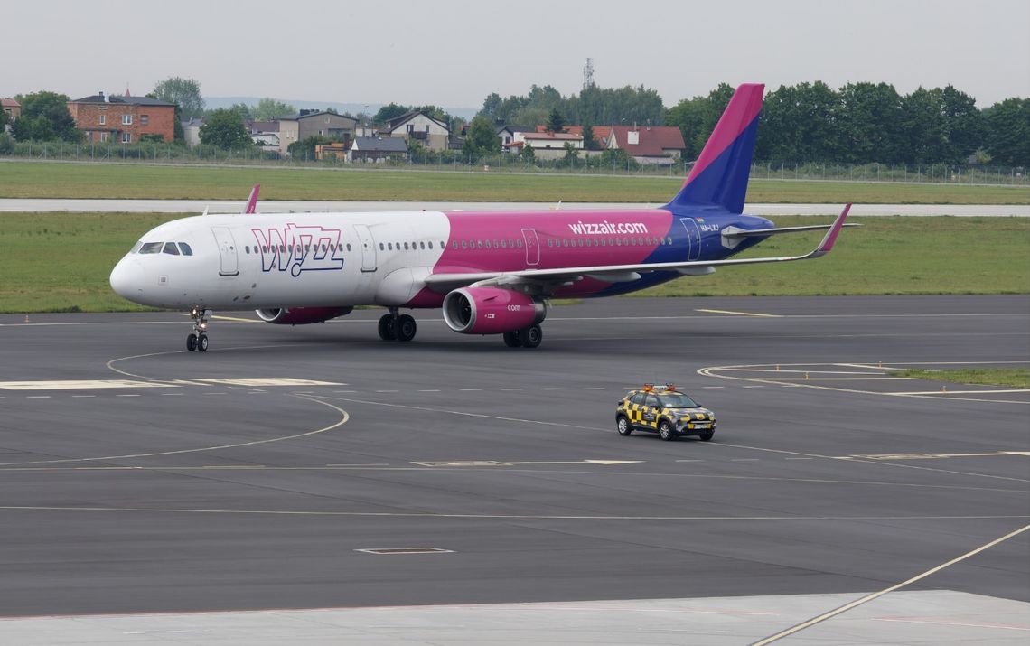 Wizz Air obiecująco o radomskim lotnisku. "Jest niedostatecznie obsługiwane" Wizz Air obiecująco o radomskim lotnisku. "Jest niedostatecznie obsługiwane"
