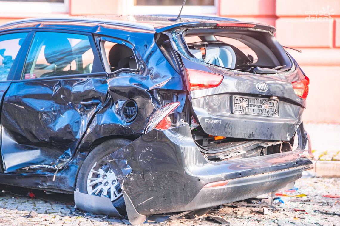 Wjechał w 10 aut. Był pod wpływem narkotyków?