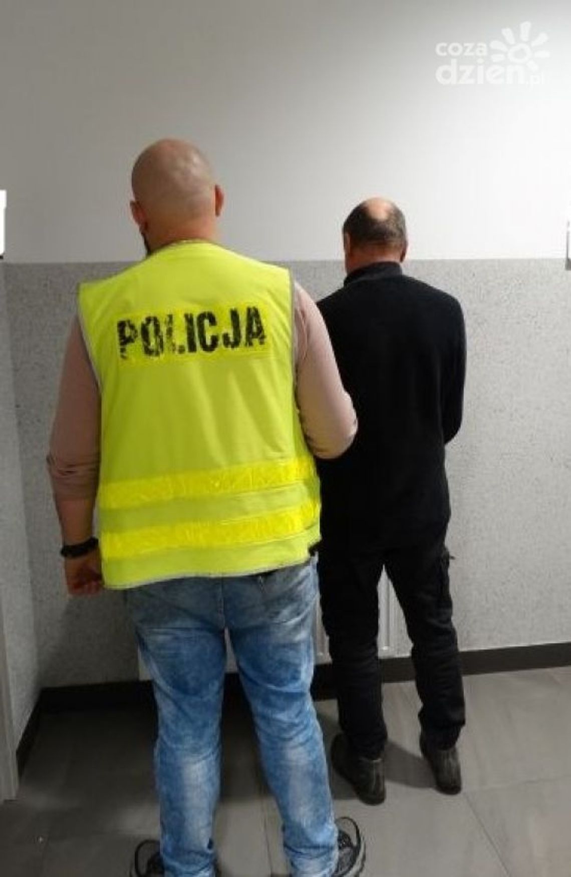 Włamywał się i kradł. Odzyskano część mienia