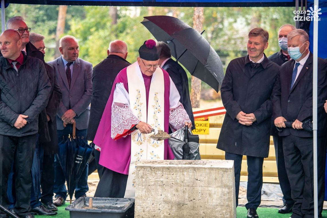 Wmurowali kamień węgielny