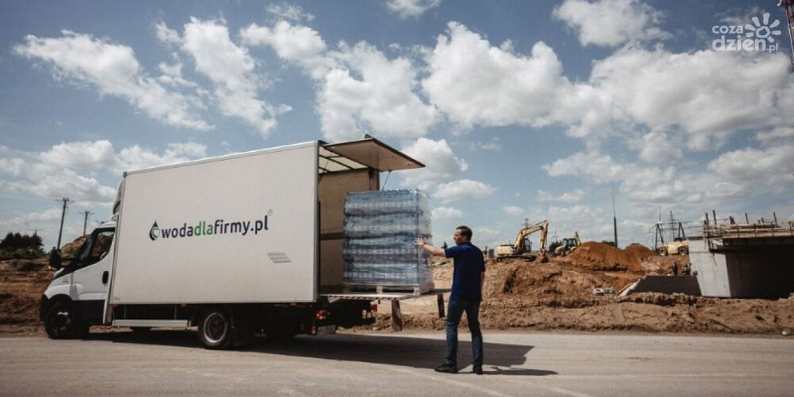 Woda do firmy Staropolska®: dostawa w 24h za 0 zł na terenie kraju!