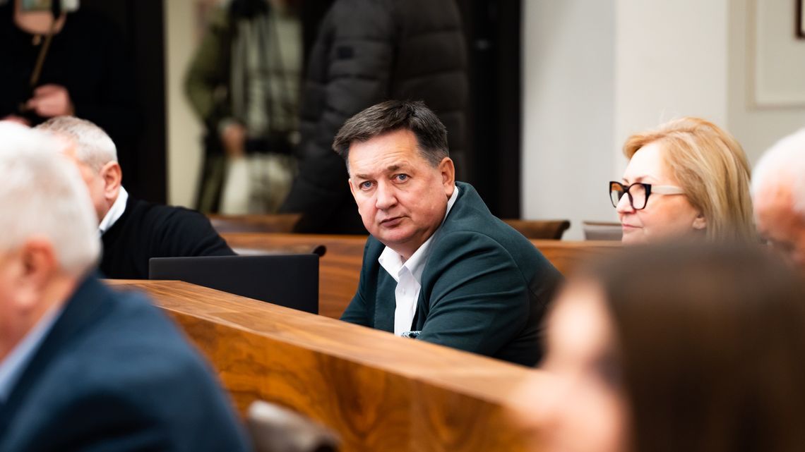 Wójcik skazany za słowa przypisywane Churchillowi. Sąd: to dezinformacja i nawoływanie do nienawiści Wójcik skazany za słowa przypisywane Churchillowi. Sąd: to dezinformacja i nawoływanie do nienawiści
