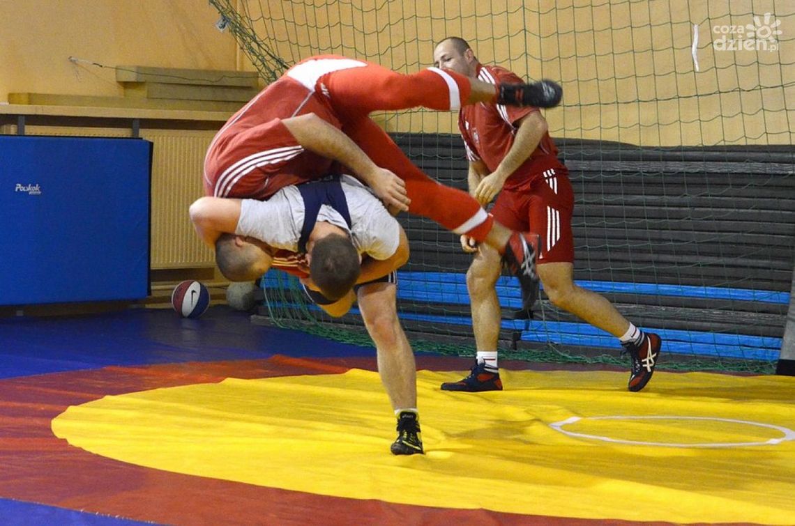 Worek medali radomskich zapaśników