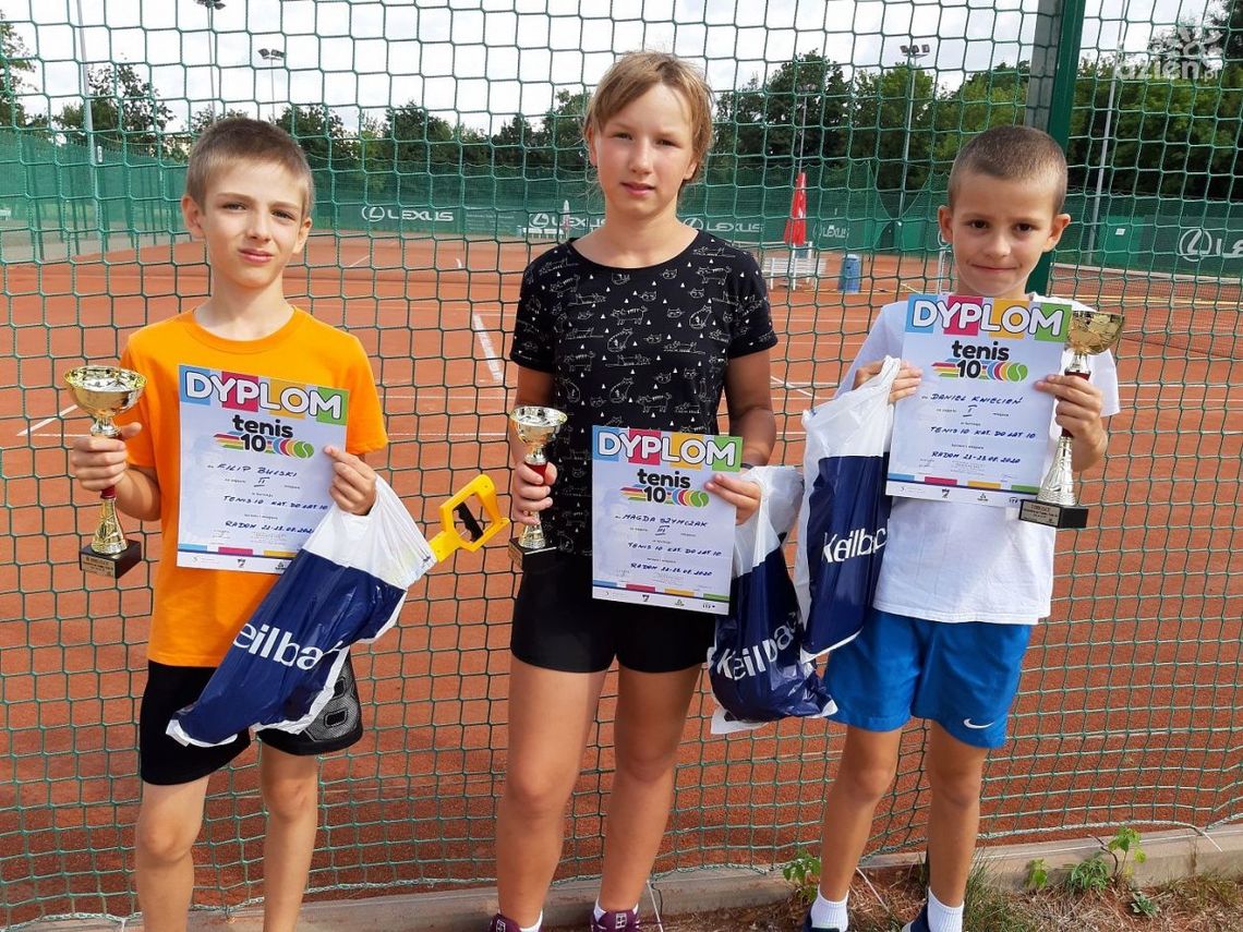 Worek medali zawodników AT Masters w radomskim Tenis 10 Worek medali zawodników AT Masters w radomskim Tenis 10