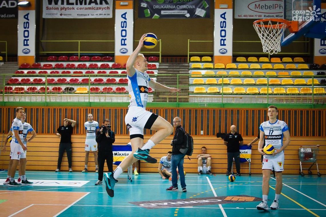 WOW! EFEKTOWNE WSADY SIATKARZY! ZOBACZCIE TO! WOW! EFEKTOWNE WSADY SIATKARZY! ZOBACZCIE TO!