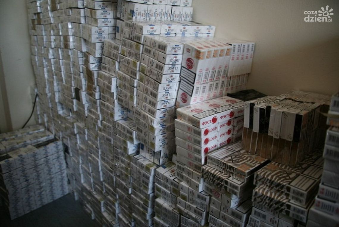 Wpadka handlarzy papierosami bez akcyzy! Wpadka handlarzy papierosami bez akcyzy!