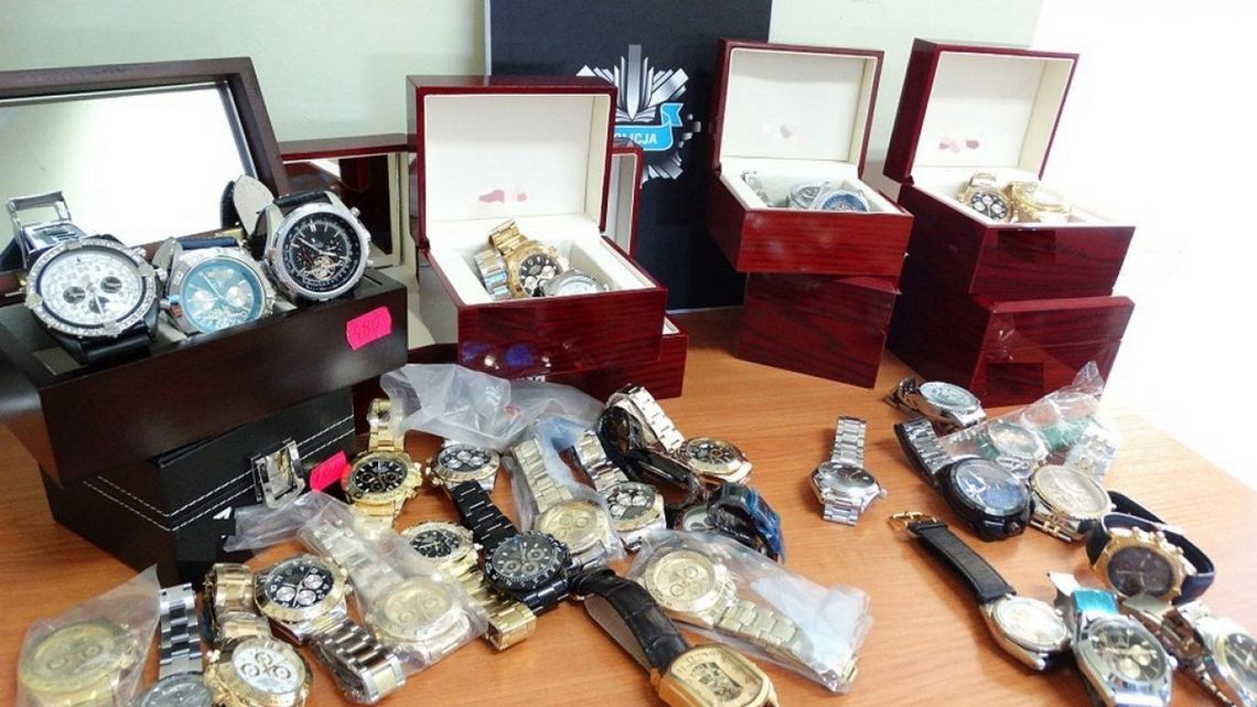 Wpadł handlarz podrabinaych zegarków
