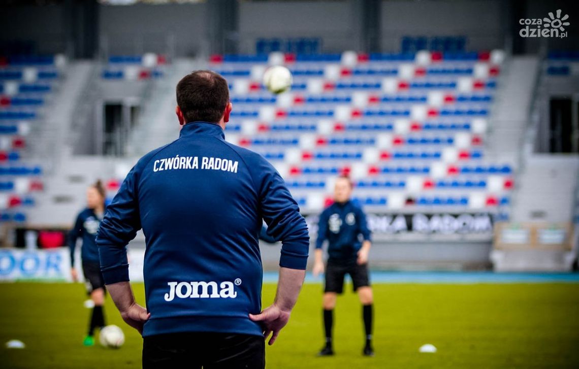 Wraca Ekstraliga piłkarek!