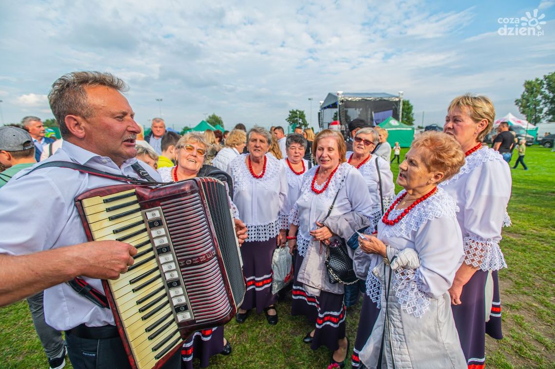 Wspaniała zabawa na dożynkach w Jedlińsku