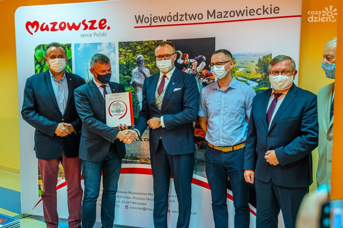 Wsparcie dla gmin i powiatów