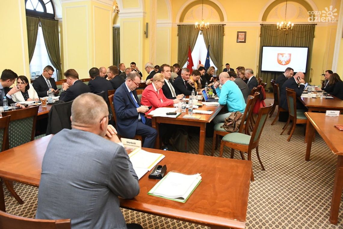 Wsparcie dla organizacji pozarządowych