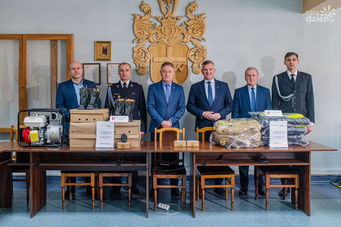 Wsparcie dla OSP z powiatu lipskiego Wsparcie dla OSP z powiatu lipskiego