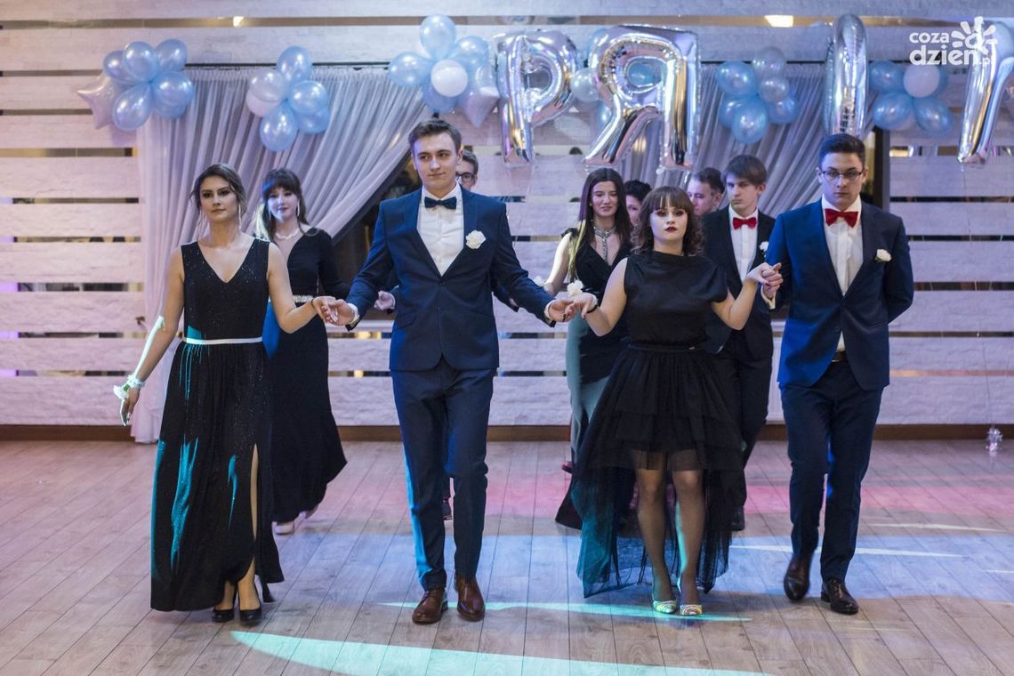 Wspominamy studniówki 2020. Montessori