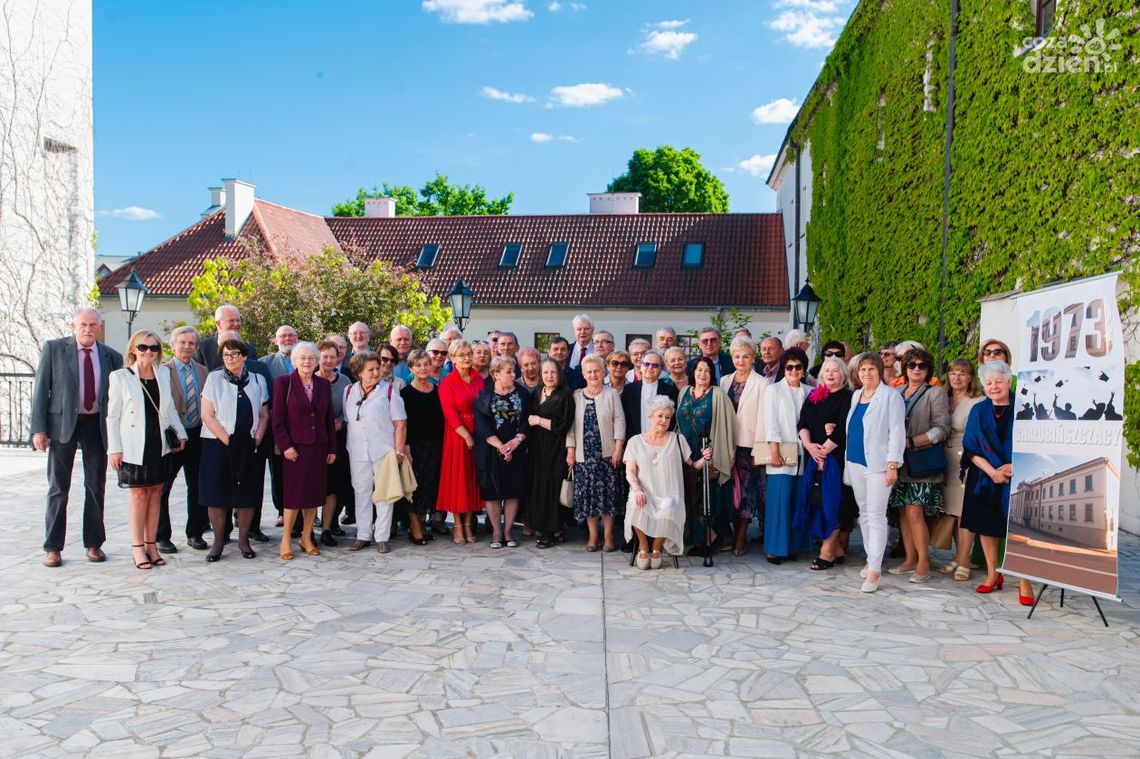 Wspomnień czar. Absolwenci Chałubińskiego świętowali 50-lecie matury