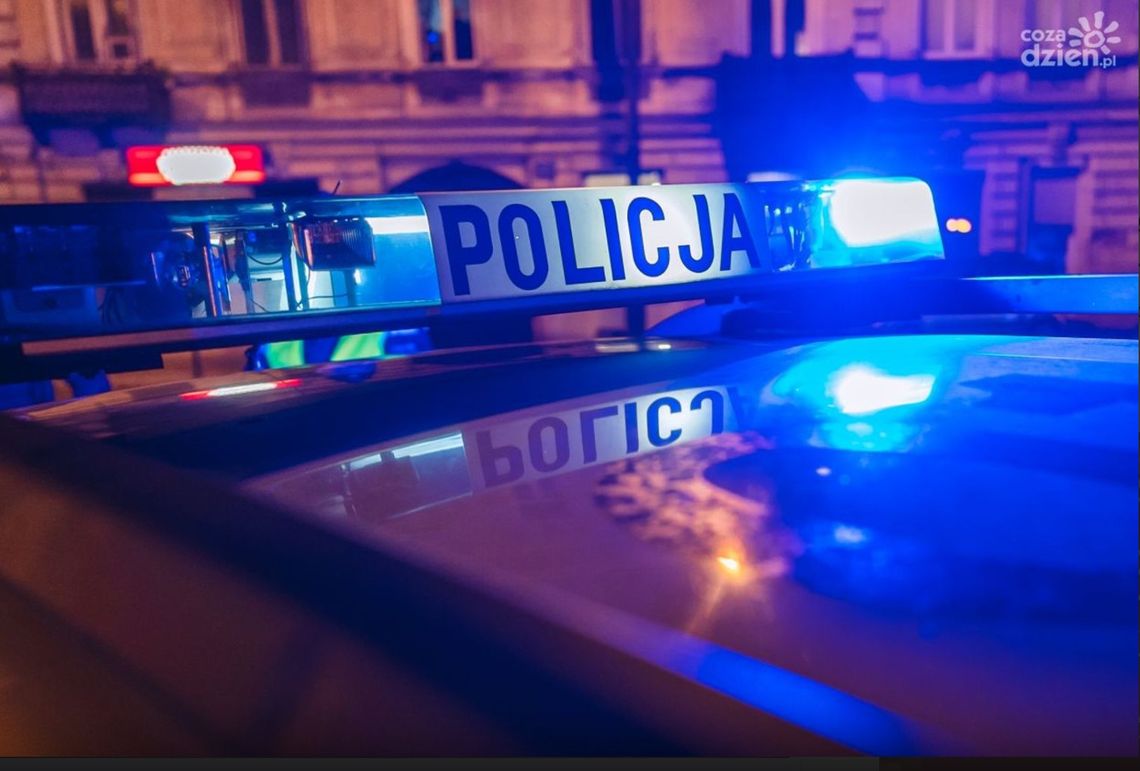 Wstrząsające szczegóły morderstwa w Jedlni-Letnisko. "Rany cięte i kłute w okolicach szyi oraz brzucha" Wstrząsające szczegóły morderstwa w Jedlni-Letnisko. "Rany cięte i kłute w okolicach szyi oraz brzucha"