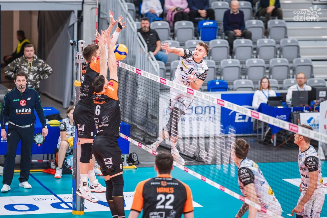 Wstydliwa porażka Czarnych z BBTS-em. 382 dni bez domowego zwycięstwa! 