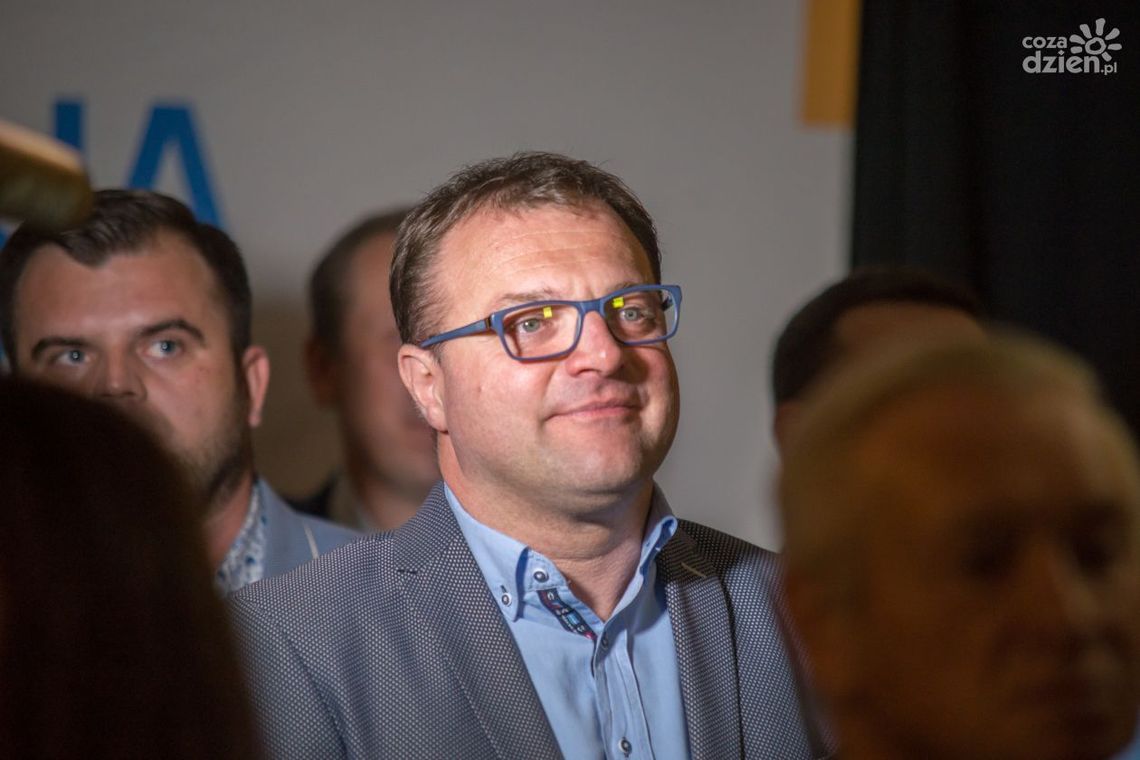 Wybory 2018. Cząstkowe wyniki. Przewaga Witkowskiego