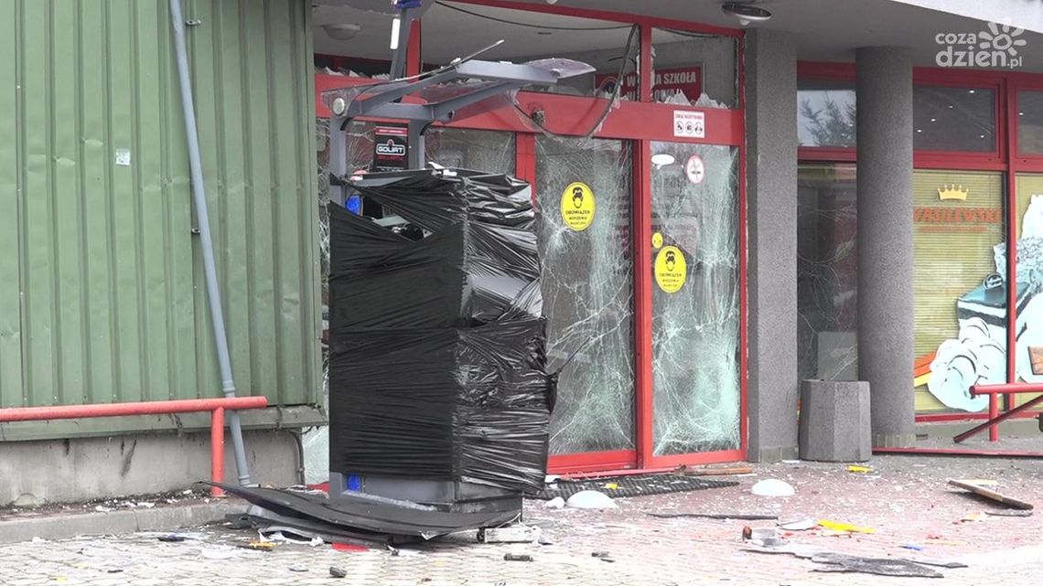 Wybuch bankomatu przy Feniksie [aktualizacja]