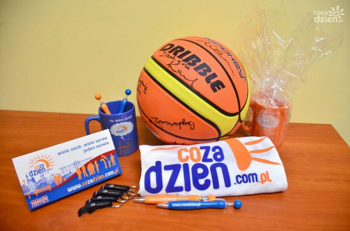 Wygraj piłkę z podpisami koszykarzy Rosy Radom!