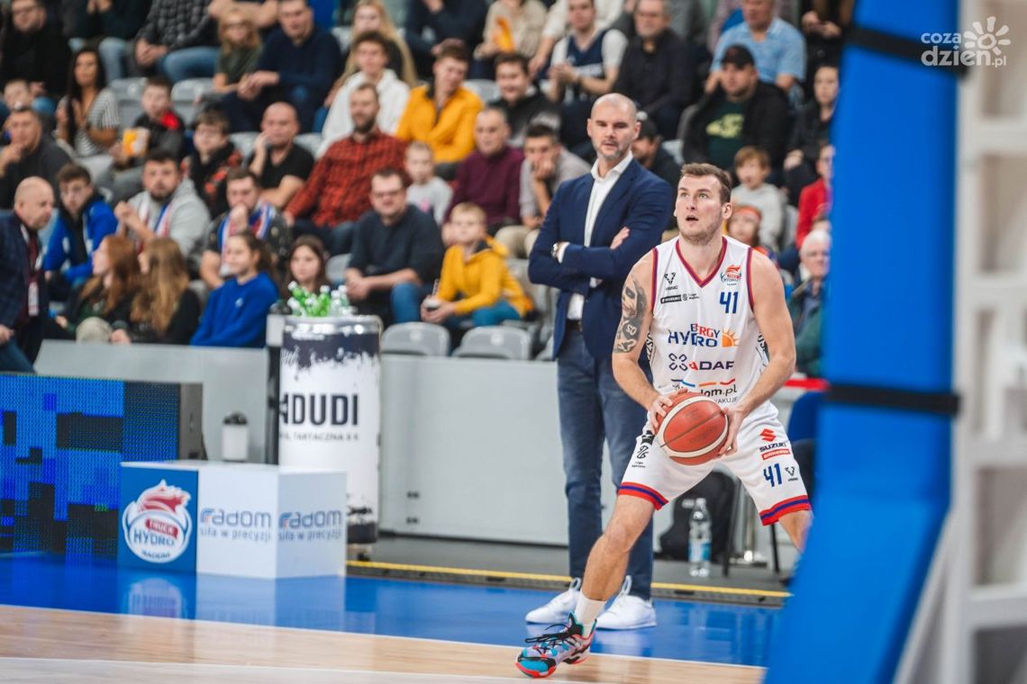 Wygrana koszykarzy HydroTrucku Radom w atmosferze święta Wygrana koszykarzy HydroTrucku Radom w atmosferze święta