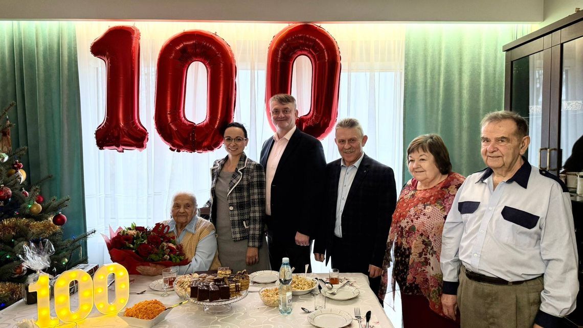 Wyjątkowy jubileusz w gminie Przyłęk. Pani Janina świętowała setne urodziny