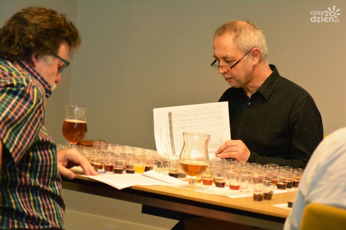 Wyjątkowy Karnawał w Nihil Novi – Bal i Turniej Nalewek!