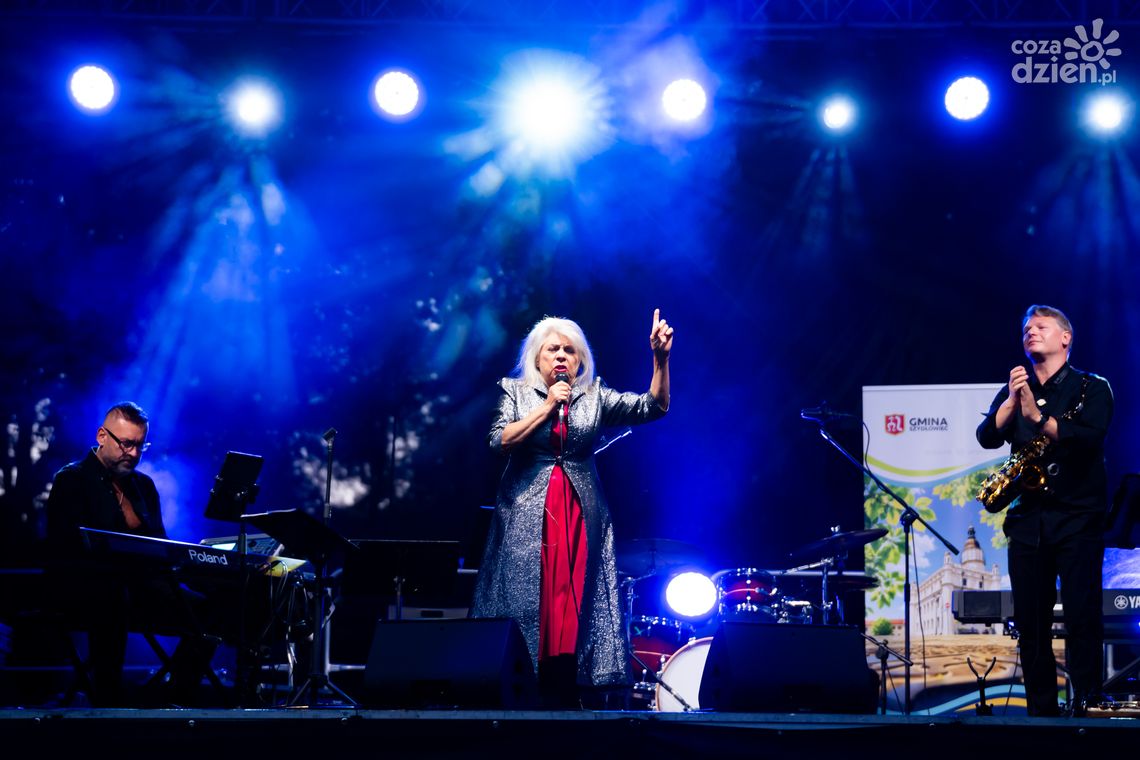 Wyjątkowy wieczór z legendarną Krystyną Prońko w Kamieniołomie Podkowiński Wyjątkowy wieczór z legendarną Krystyną Prońko w Kamieniołomie Podkowiński
