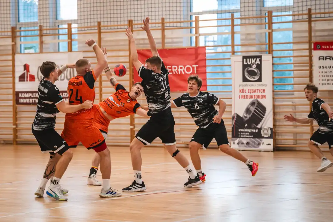 Wyjazdowe triumfy Lidera Radom i Orląt Zwoleń Wyjazdowe triumfy Lidera Radom i Orląt Zwoleń