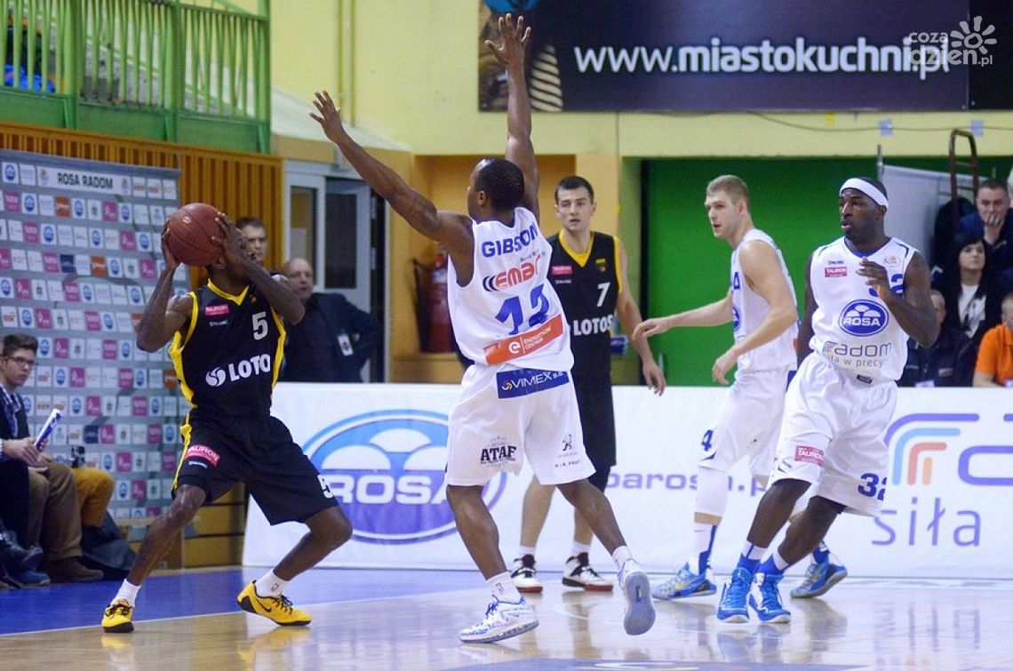 Wyjazdowy pojedynek Rosy na Pomorzu