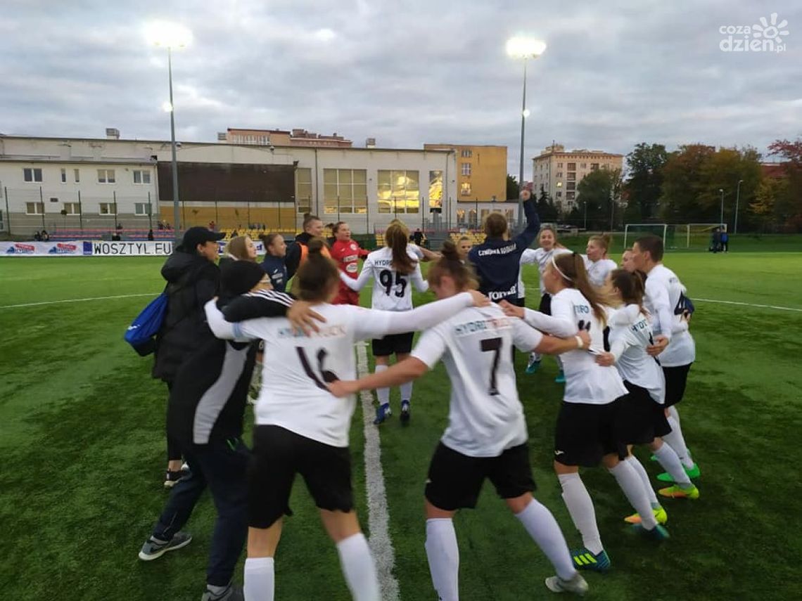 Wymagający Rekord rywalem piłkarek HydroTrucku