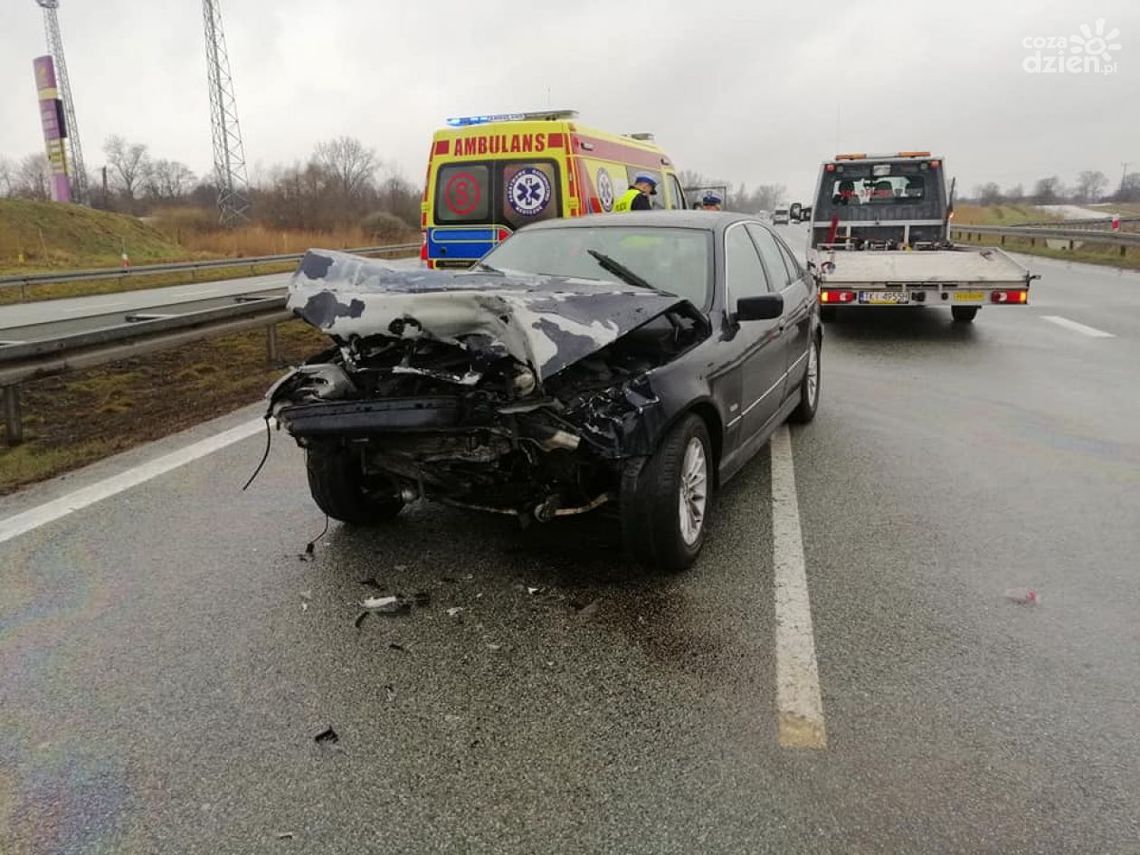 Wymusiła pierwszeństwo. Utrudnienia na S7