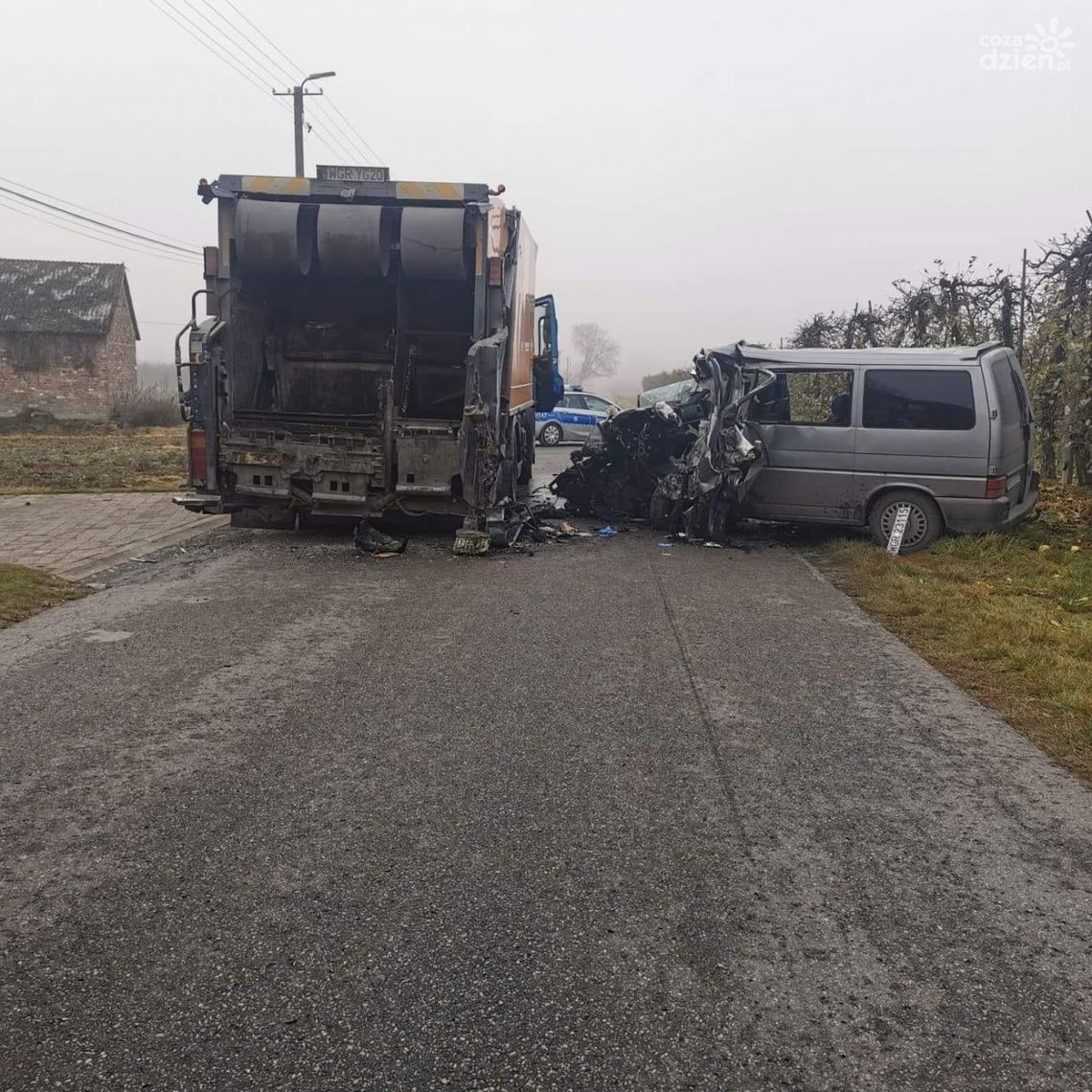 Wypadek pod Warką. 34-latek w szpitalu 