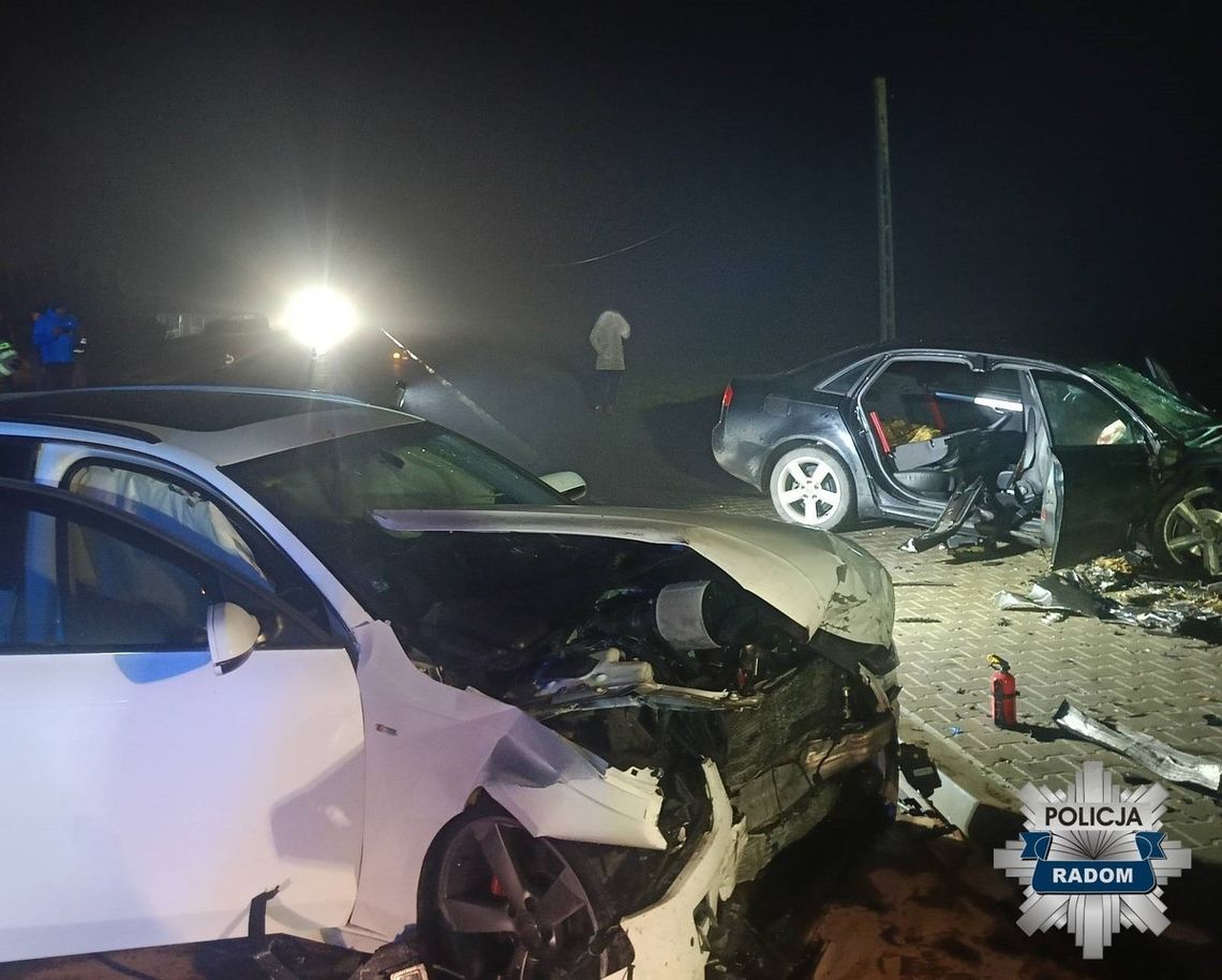 Wypadek trzech aut pod Radomiem. Jest osiem rannych osób!