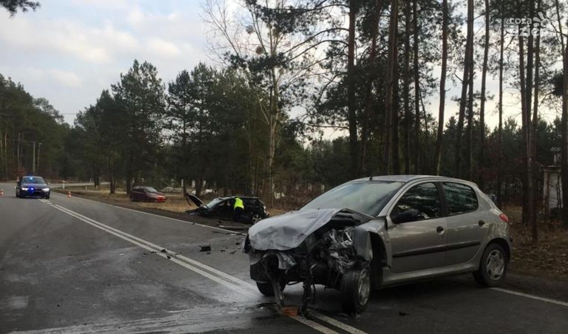 Wypadek w Kozienicach. Dwie osoby w szpitalu