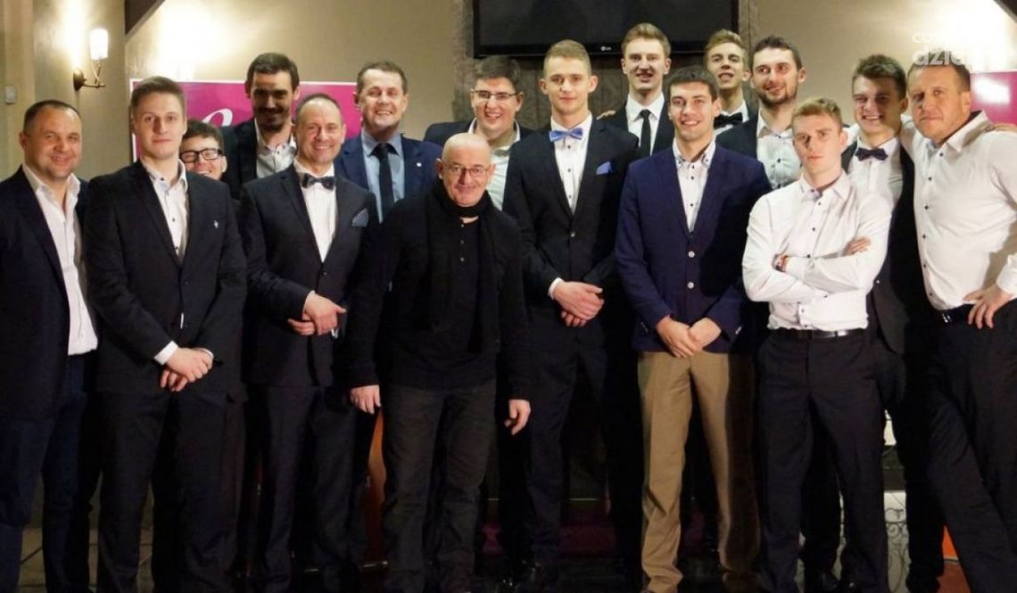 Wyśmienita zabawa na Balu Siatkarza