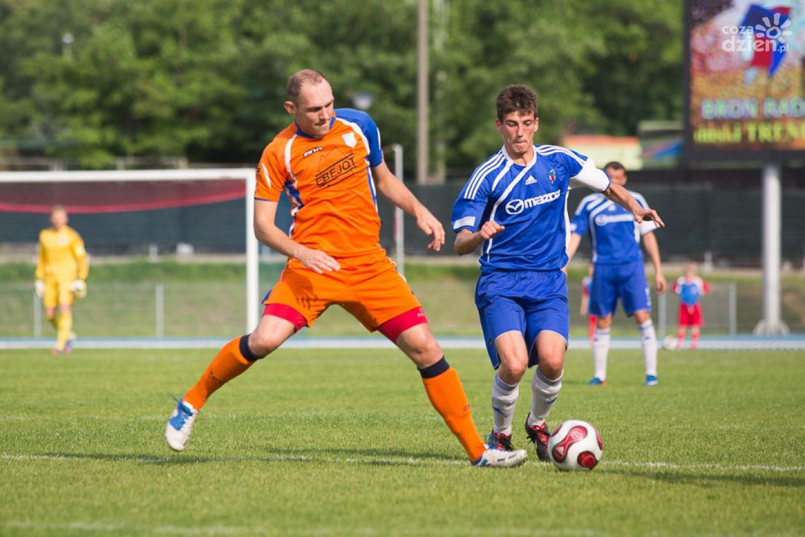 Wysoka porażka Broni w Warszawie